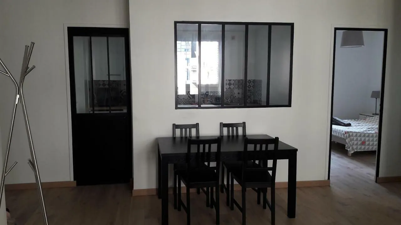 Modernite Et Design Part Dieu Lyon 0*,  Franciaország